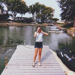 Meet your Posher, Alyssa